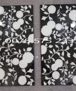 Đá ốp tường nhũ bạc 30×60 trang trí bông hoa văn điểm nhấn đẹp