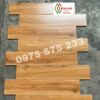 Gạch trung quốc giả vân gỗ đẹp 15×80 phòng khách