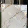 Gạch lát nền trắng vân vàng 60×60 bóng kiếng đẹp 09