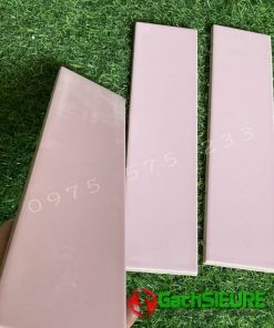 Gạch thẻ màu hồng bóng phẳng 75×300 trang trí ốp tường
