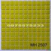 Mosaic màu vàng ốp tường 30×30 thủy tinh hd