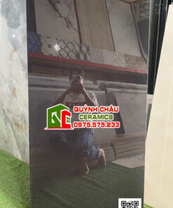 Gạch trung quốc ốp lát 60×120 đen tuyền siêu bóng kiếng