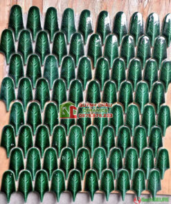 Gạch mosaic hình lông vũ màu xanh bề mặt bóng