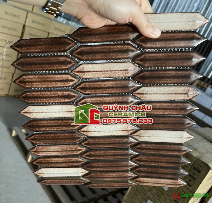Gạch mosaic que diêm màu vàng cát bề mặt mờ