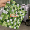 Gạch mosaic thủy tinh mix màu xanh lá trơn