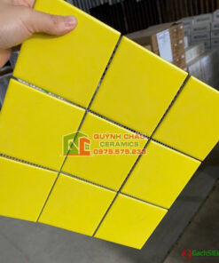 Gạch mosaic vỉ viên chip 10×10 men mờ màu vàng