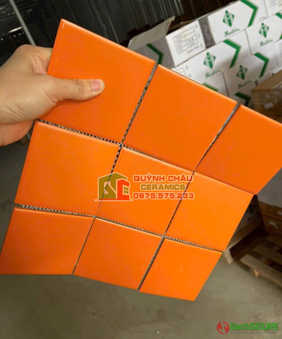 Gạch vỉ mosaic 10×10 bề mặt mờ màu cam