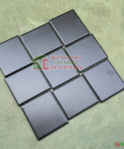 Gạch vỉ mosaic đen mờ viên chip hình vuông