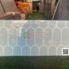 Gạch 30×60 trang trí hình lông vũ màu xanh nhạt bóng