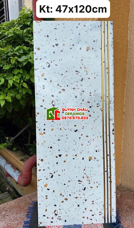 Mẫu gạch cầu thang vân đá terrazzo khắc kim