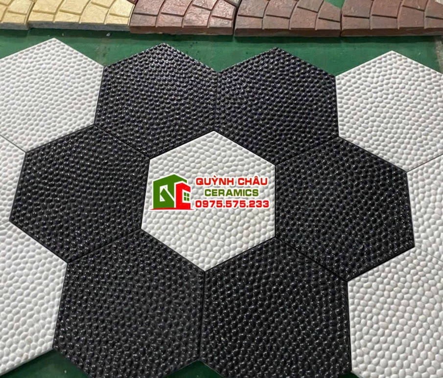 Mẫu lục giác xi măng sỏi đen trắng