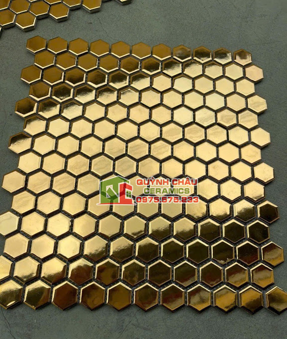 Mẫu mosaic lục giác mạ màu vàng