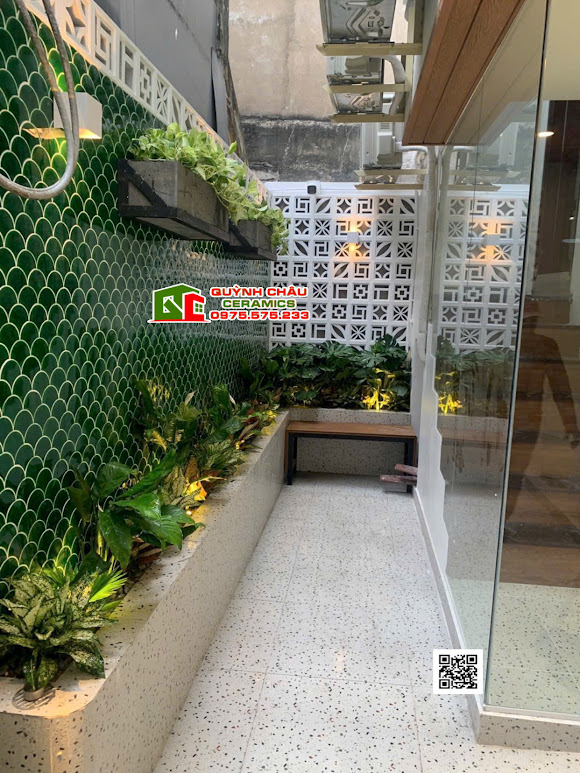 Mẫu gạch vảy cá men rạn màu xanh cao cấp