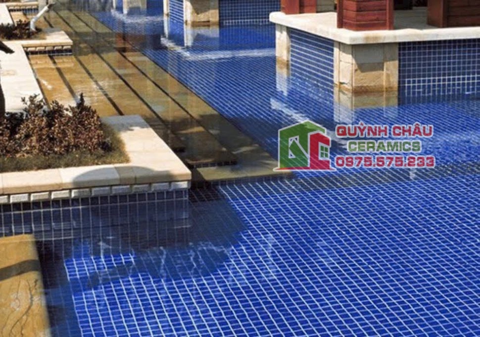 Mẫu phối cảnh gạch mosaic hồ bơi màu xanh