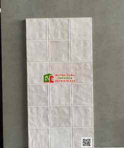 Gạch ốp tường giả thẻ vuông 30×60 lượn sóng màu kem