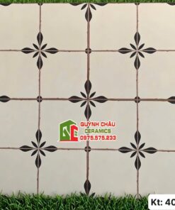 Gạch bông 40×40 nền trắng kem hoạ tiết cánh hoa đen