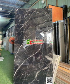 Gạch 80×160 bề mặt màu đá đen vân sét trắng siêu bóng